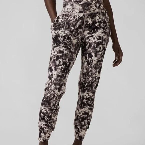 Athleta XS petite pants - Picture 1 of 5